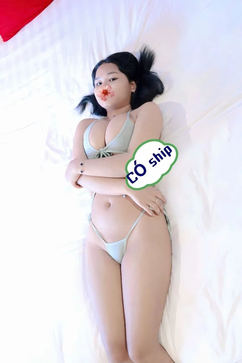 🦋Ly Ly Chubby 2k6🦋 Có ship