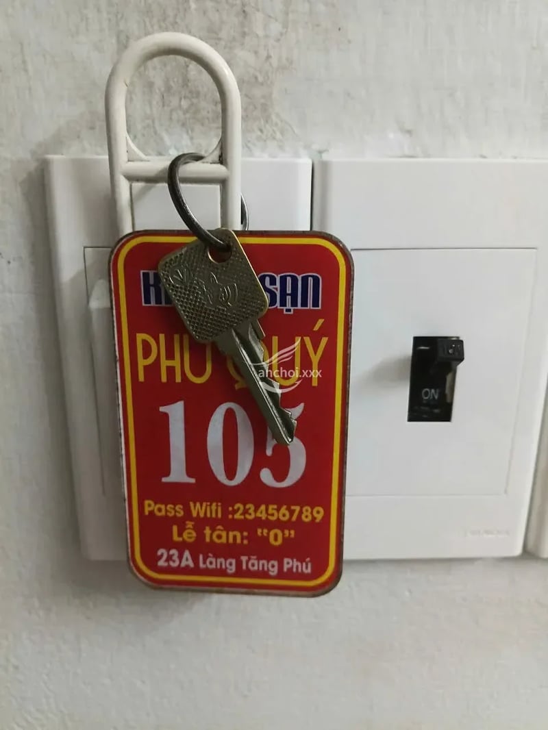 Dáng múp , bím thơm tho, phục vụ nhiều tư thế độc rất sướng — ảnh 4