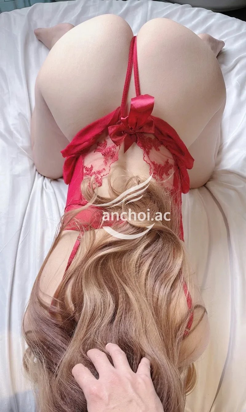 Víp nha hàng tiếp boss , face xinh body quá ok — ảnh 3