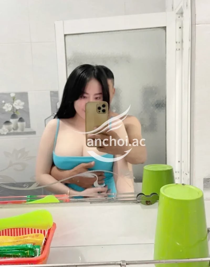 đúng chất gái xjnh, rất ưng , nhẹ nhàng , mông to , thoải mái — ảnh 2