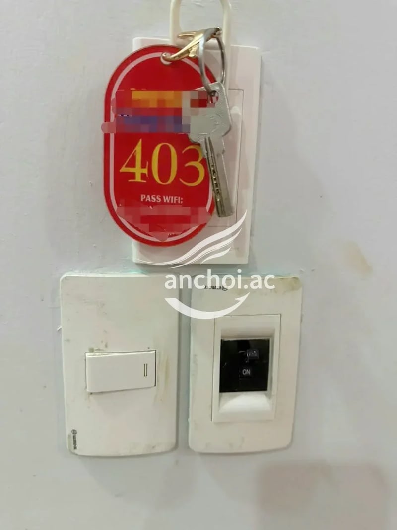Bé ngoan dễ thương thái độ rất vui vẻ, hàng họ đẹp lung linh — ảnh 4