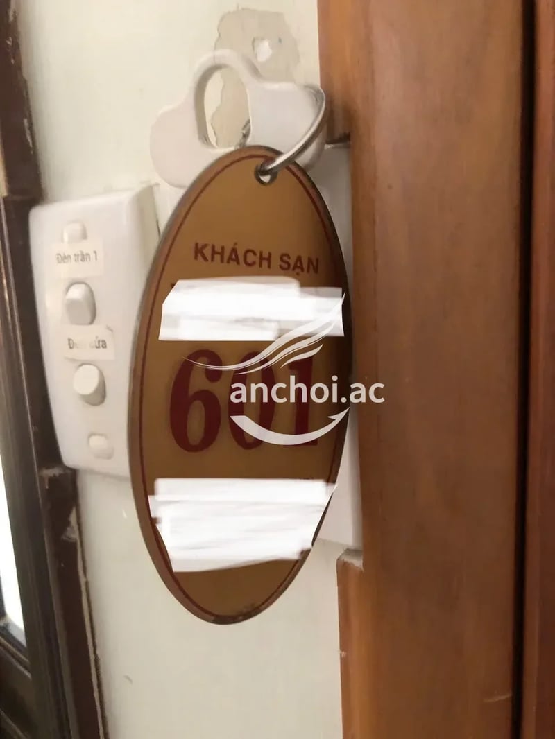 E này đường cong ok
Thái độ tôi chấm 9/10 ngoan ngoãn nhiệt tình
Vừa vào phòng e — ảnh 2