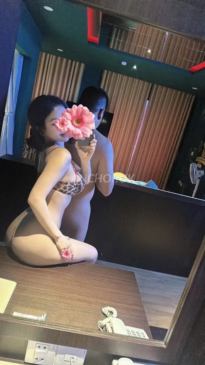 Xinh phải nói là cực phẩm
Muốn bắt về nuôi luôn các ông 
3 vòng quá chuẩn 
Da tr — ảnh 4