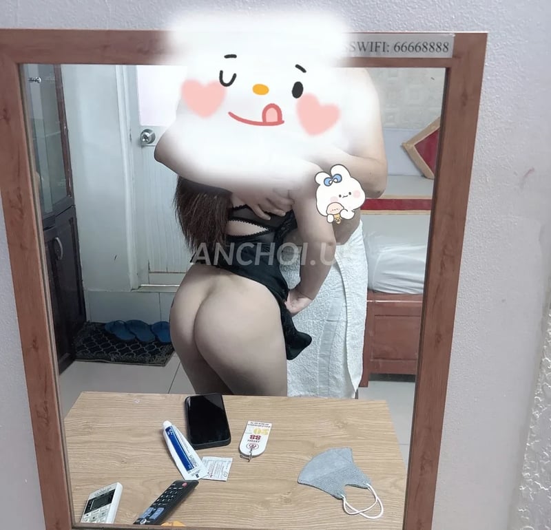 E gái ngon quá trời làm tình giỏi phục vụ rất ok xứng đáng mối quen của tui