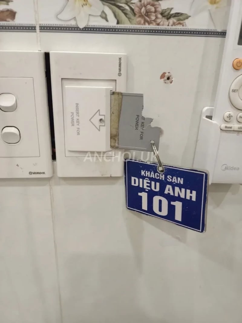 Quả mông không thể chê vào đâu được.Vui vẻ, nhiệt tình, bảo sao làm vậy, vú bím  — ảnh 3
