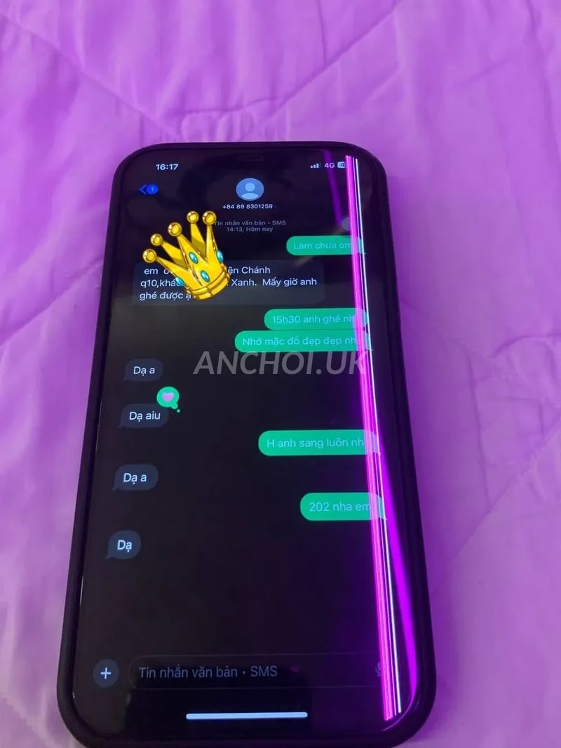 Trắng trẻo, face xinh, ngực đẹp, đầu ti nhỏ, mông mẩy, dịch vụ đầy đủ, nhẹ nhàng