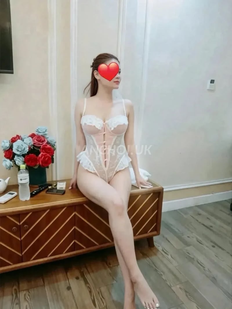 Cao chuẩn mẫu vú mông to .nói chuyện dễ thương.làm tình phê 